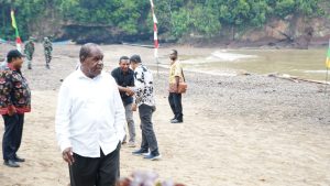 Bupati Sorong Ajak Masyarakat Moi Jaga Persatuan dan Kedamaian di Tanah Moi